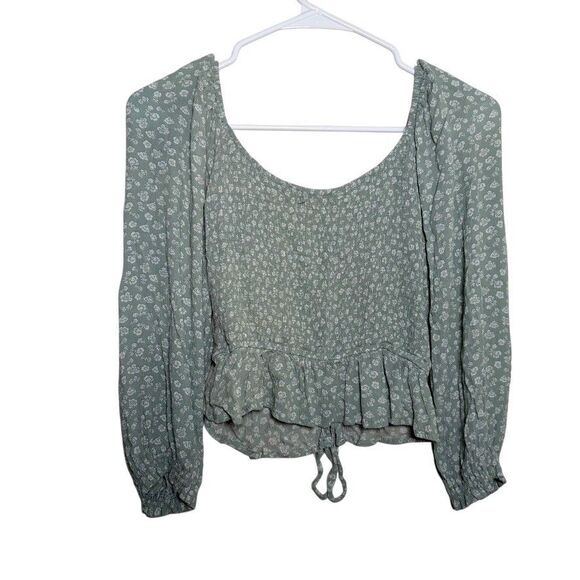 Hollister Blouse Women's Small Green Smocked Cropped Long Sleeve Boho Top - Picture 5 of 8